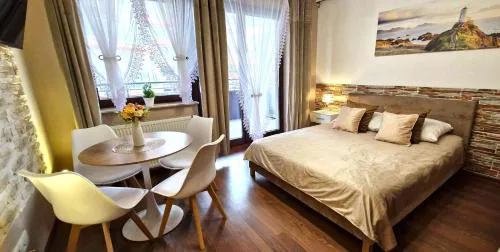 Apartment SANDY BEACH down town, aquapark, free parking