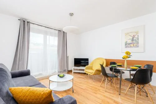 Modern Apartments with FREE parking spots