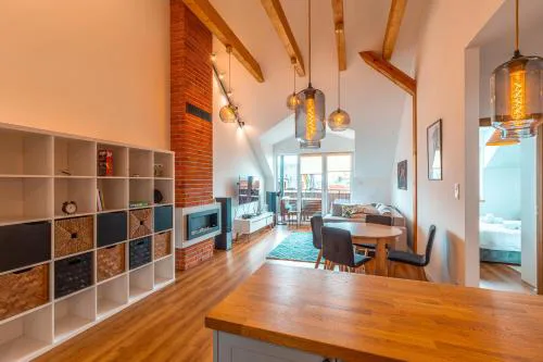 Modlnica Wierzbowa Cosy Apartment by BookingHost