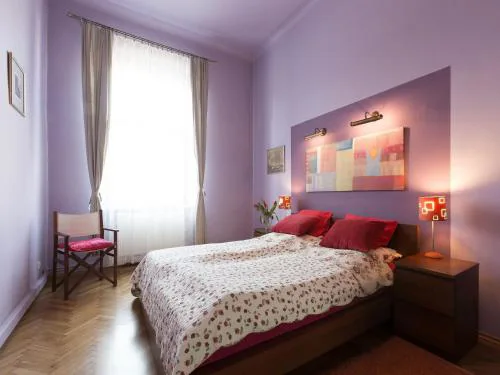 Old Town Apartment