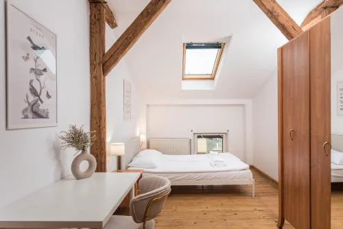 Old Town Loft - 7 Bedroom Apartment - by Upstairs