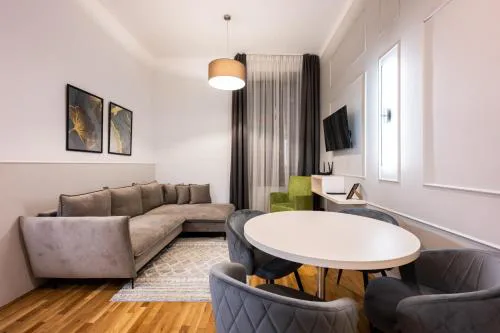 ON/SET APARTHOTEL