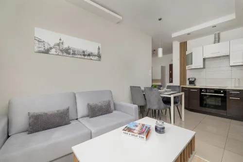 Podgórze Air-Conditioned Family Apartment with Parking by Noclegi Renters