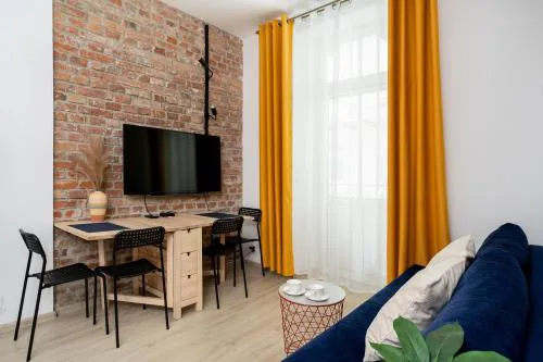 Quiet Apartment • 1BR • Old Town • A/C & Elevator