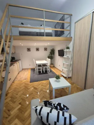 Silent Garncarska Apartment