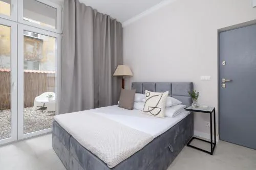 Studio Apartment With Terrace -Starowślna 43