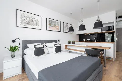 Studio with a balcony - Rajska 3 street