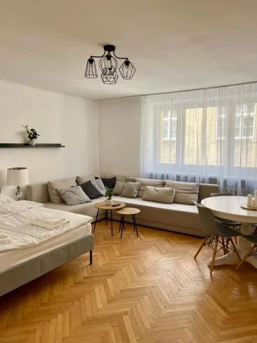 Tomasza Street Main Square Apartment