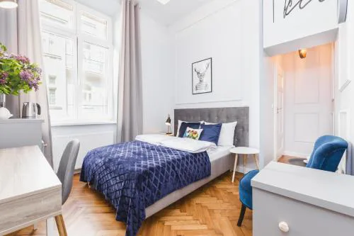 Traveler's Best Choice - Old Town Guesthouse - by Upstairs