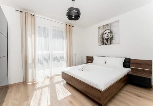 Zabłocie Deluxe Apartment by BookingHost