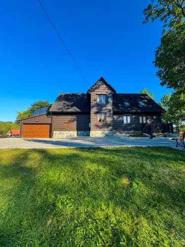 Beskid House Kurów