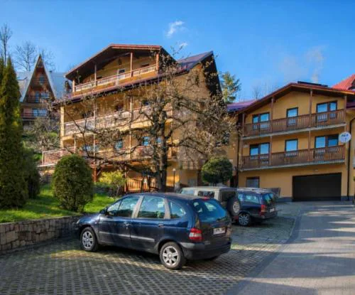 Pokoje i Apartamenty U DRAGONKA Śniadania i Obiady