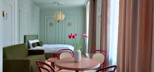 K2 Apartment