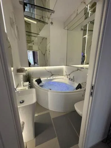 Salt INN Apartments No 2 - jacuzzi