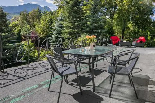 Large Apartment in Centre of Zakopane by Rent like home