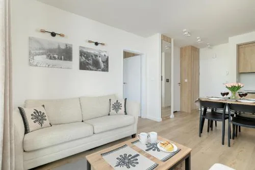 Luksusowy Apartament z Parkingiem i Spa w Zakopanem by Renters Prestige