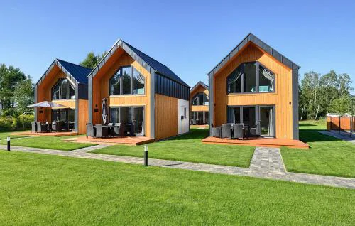 Lovely Home In Bialogora With Wifi