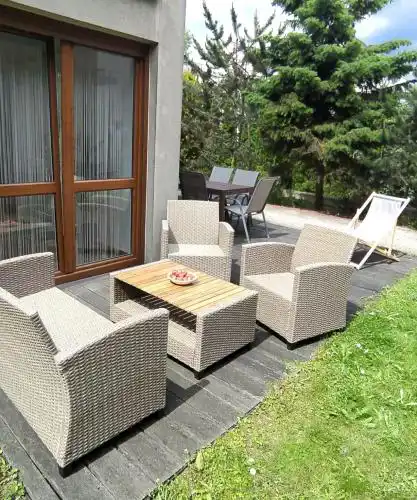 Apartament z ogrodem, 20 metrów od plaży