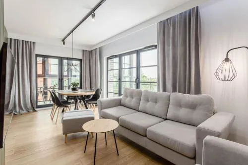Apartamenty Dwie Motławy III & Parking by Noclegi Renters