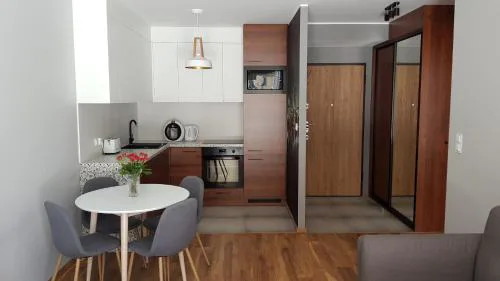 Apartment 100m from old town and marina