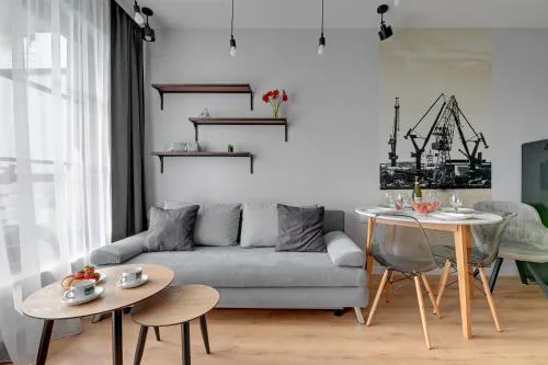 Apartment Doki Modern Food Hall by TriApart