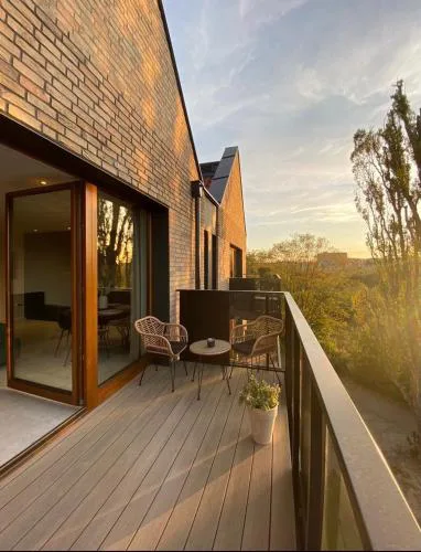 Baltic Riviera Apartments - Garden Sanctuary Retreat