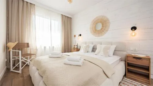 Blue Mandarin Seaside Apartments