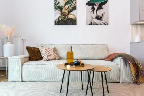 City Center - Amber Sky Apartments by Apartmore