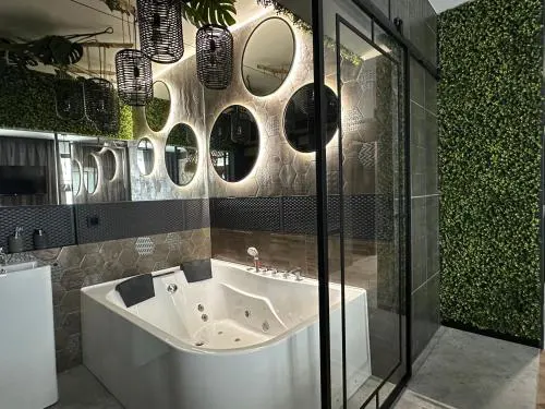 Doki SPA Apartments with Jacuzzi & Sauna