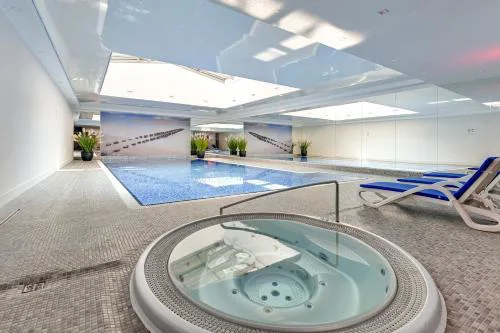 Apartments By the River in Gdańsk with POOL, SAUNA & GYM by Noclegi Renters