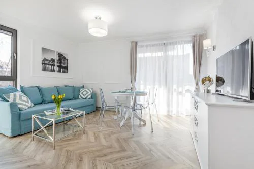 Flatbook - Old Town Deluxe Apartments with Sauna and Parking