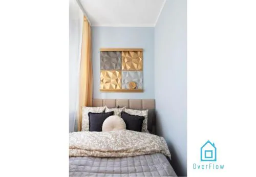Golden Apartment