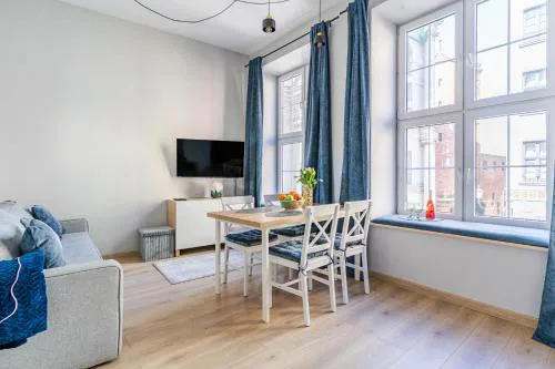 Golden Gate by Loft Apartments