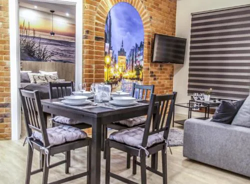 Granary Island Apartment II