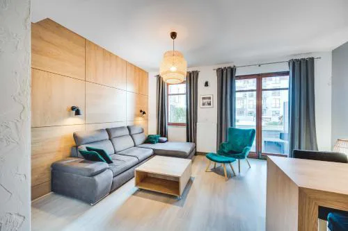 Greenwood with terrace - Neptun Park by OneApartments