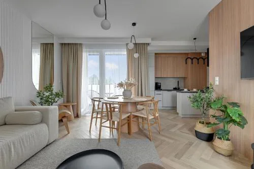 Horizon Sauna & Jacuzzi & Parking by Grand Apartme