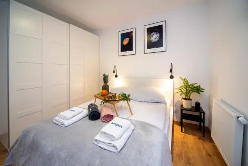 Maya's Flats 49 - spacious 3 rooms apartment in Gdańsk