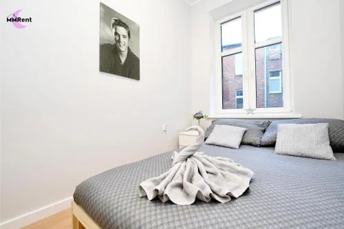 MMRent Elvis Room