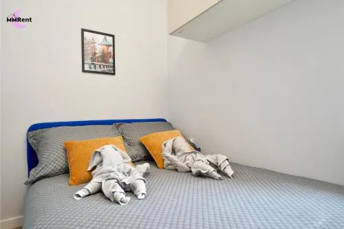 MMRent Kitty Cat Room