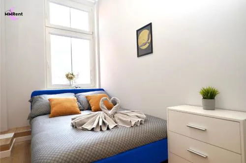 MMRent Luna Room