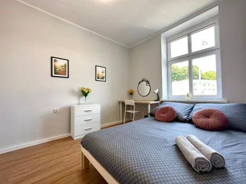 MMRent Meadow Room