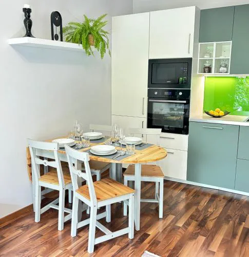 Nadmorski Dwór 14 - plaża 1km, parking, sauna, fitness