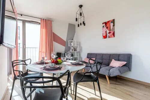 Old Town Nest Gdańsk - 2 sypialnie, balkon, parking w hali