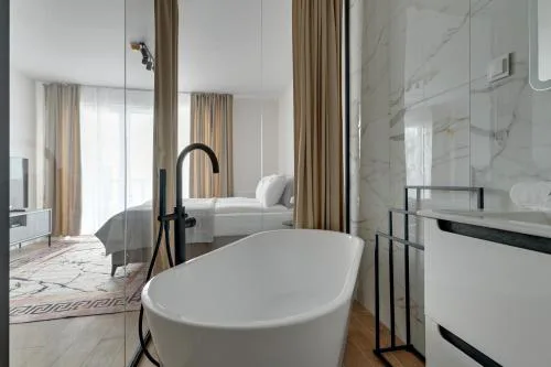 Portovo Riverside Suites by Lion Apartments Gdańsk