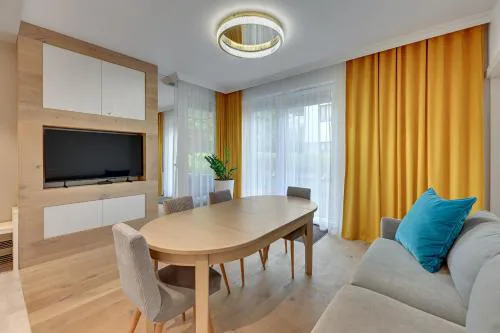 Tre Mare z ogrodem -By the sea by Grand Apartments
