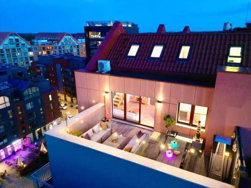 Waterlane Penthouse I Pool I Panoramic View