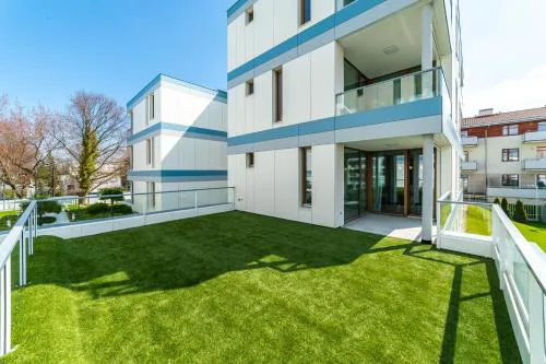 SAUNA & SPA White Deluxe with terrace by OneApartments