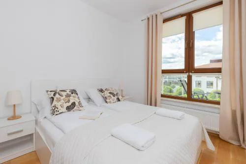 Beautiful Apartment Gdynia Czarnieckiego with Balcony by Noclegi Renters