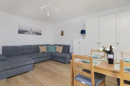 Dedala Apartment 300m to the Beach with Parking by Noclegi Renters
