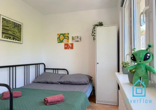 Green Room 2 minutes to City Center Gdynia & Seaside